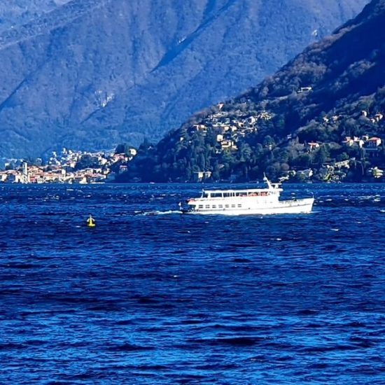 battello lago 2