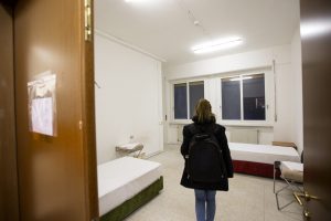 borgovico-ex-caserma-emergenza-freddo-senzatetto (7)