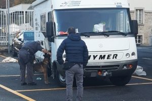 camper-hashish-dogana-