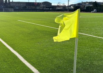 campo calcio bandierina