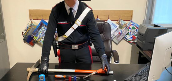 carabinieri-arnesi-scasso