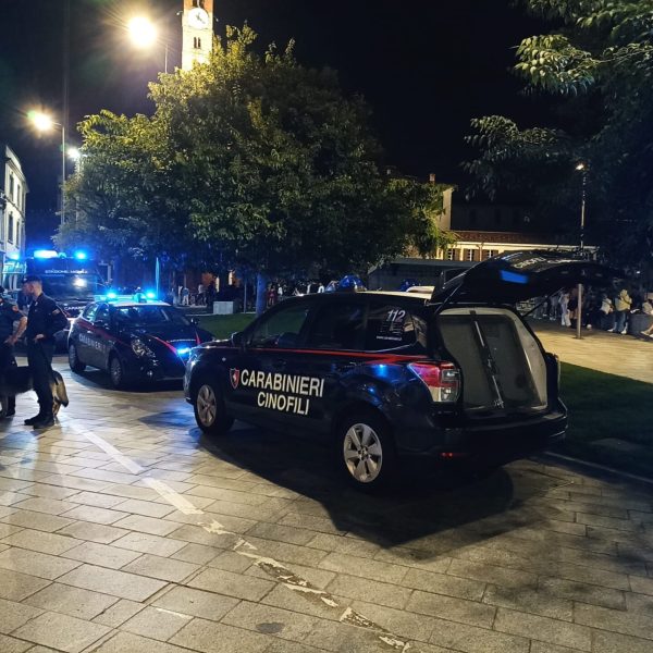 carabinieri cantù