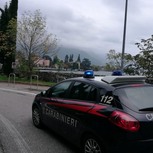 carabinieri lago menaggio