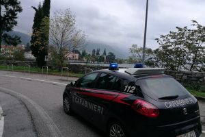carabinieri lago menaggio