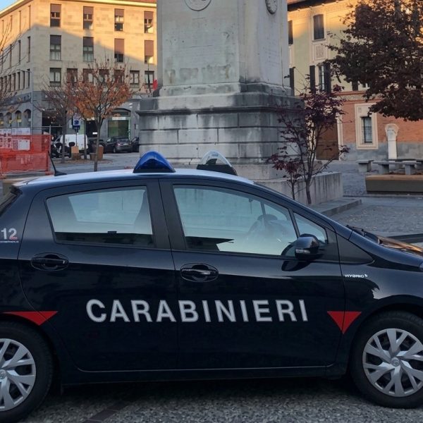 carabinieri piazza volta 5