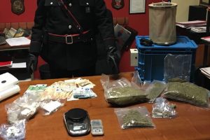carabinieri soldi droga 2
