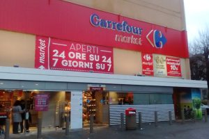carrefour-viale-giulio-cesare