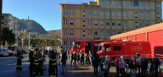 caserma vigili del fuoco como