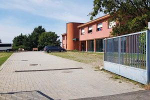 centro-migranti-prestino