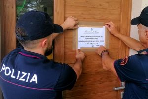 chiusura-wood-club