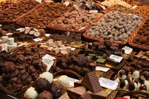 chocolates-656087_1920
