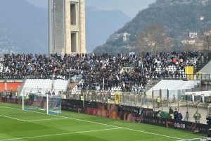 como-napoli-stadio-curva