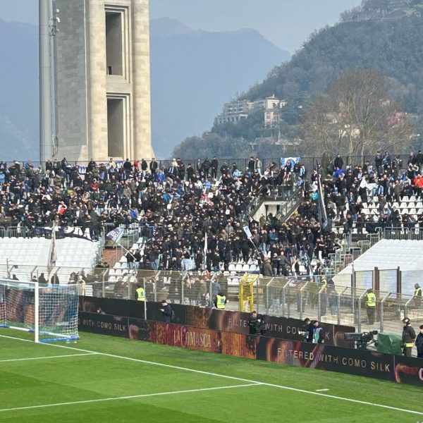 como-napoli-stadio-curva