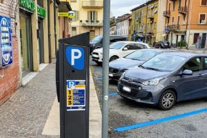 como-parcheggi-blu-1