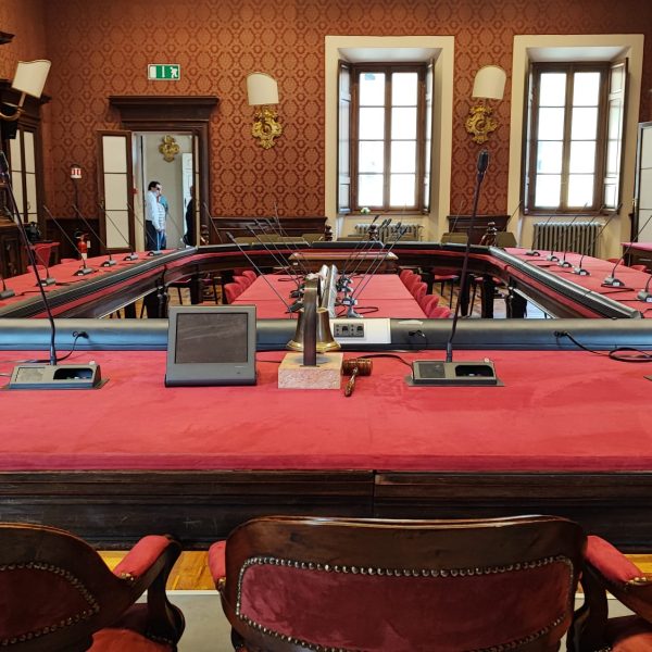 consiglio-comunale-aula-palazzo-cernezzi (6)