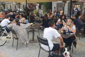 coronavirus-aperitivo-krudo-piazza-volta-4