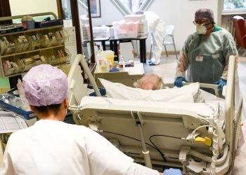 coronavirus-ospedale-medici-infermieri-fatebenefratelli-erba (2)