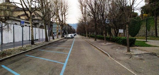 coronavirus-parcheggi-viale-varese