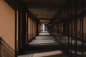 corridor-4225636_1280