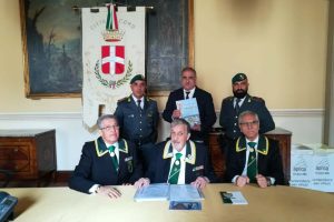 decorati mauriziani con sindaco landriscina