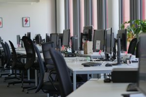 derschoeneali-office-5211510_1280