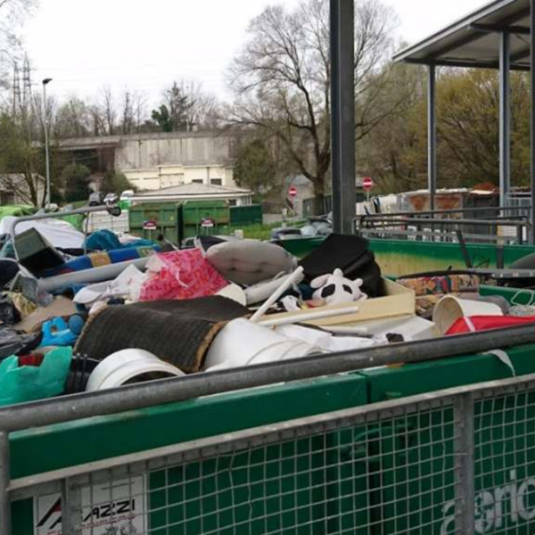 discarica-via-stazzi-1