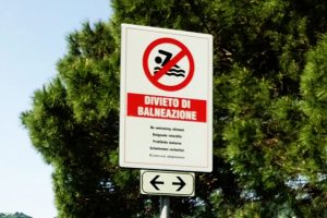 divieto-balneazione (2)