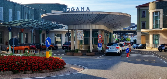 dogana-italia-svizzera-chiasso-frontalieri-frontiera-111