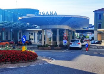 dogana-italia-svizzera-chiasso-frontalieri-frontiera (2)