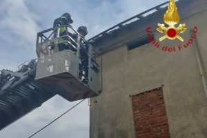 fenegrò-vigili-fuoco