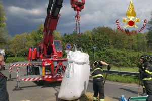 fieno-furgone-via-del-dos-vigili-fuoco