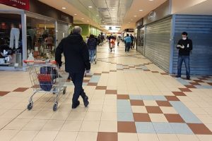 fila supermercato
