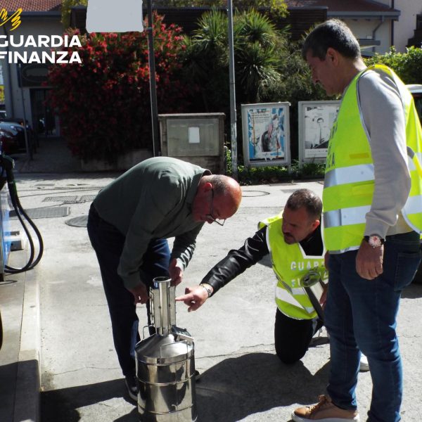 finanza distributori benzina (3)