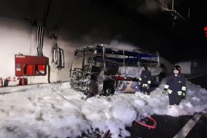 fiumelatte-vigili-fuoco