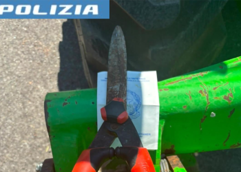foto cesoia sequestrata-1