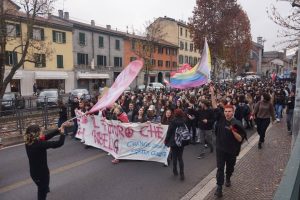 foto corteo uds
