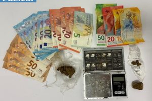 foto refertiva + logo