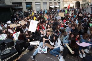 friday-flashmob-2