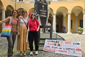 ghirotti macrì protesta nidi comune