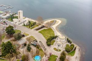 Como Stadio SInigaglia e quartiere razionalista, giardini a lago, tempio voltiano, monumento ai caduti