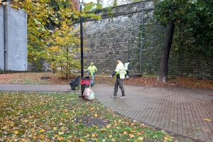 giardini-viale-varese-per-como-pulita-kiwanis (2)