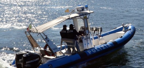 gommone-polizia-lago-2