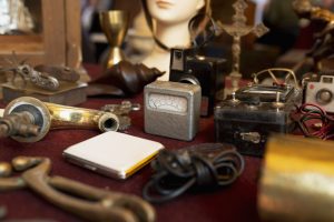 high-angle-vintage-items-arrangement