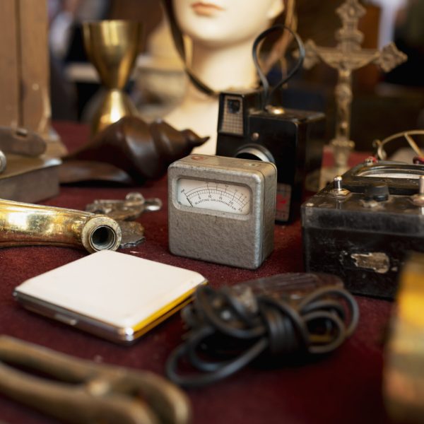 high-angle-vintage-items-arrangement