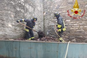 incdendio-collegio-gallio-vigili-fuoco