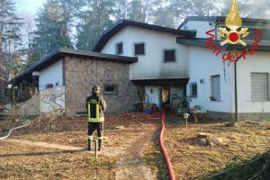incendio carimate