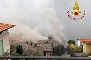 incendio lezzono