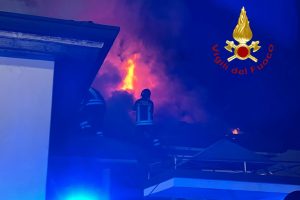 incendio-mariano-vigili-fuoco-1