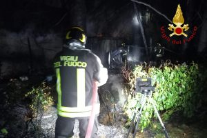 incendio-rovellasca-vigili-fuoco