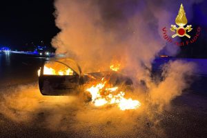 incidente-a9-autostrada-vigili-fuoco (3)